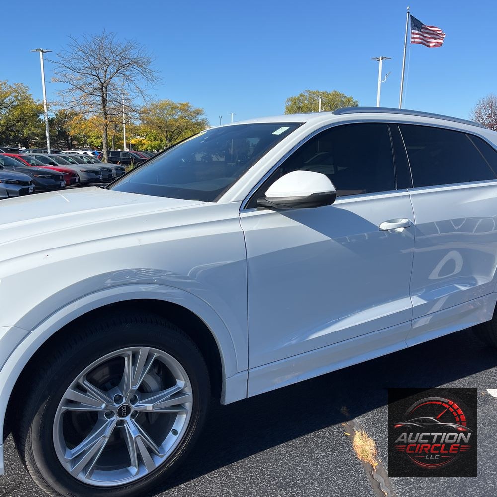 2023 Audi Q8 Premium 55 TFSI