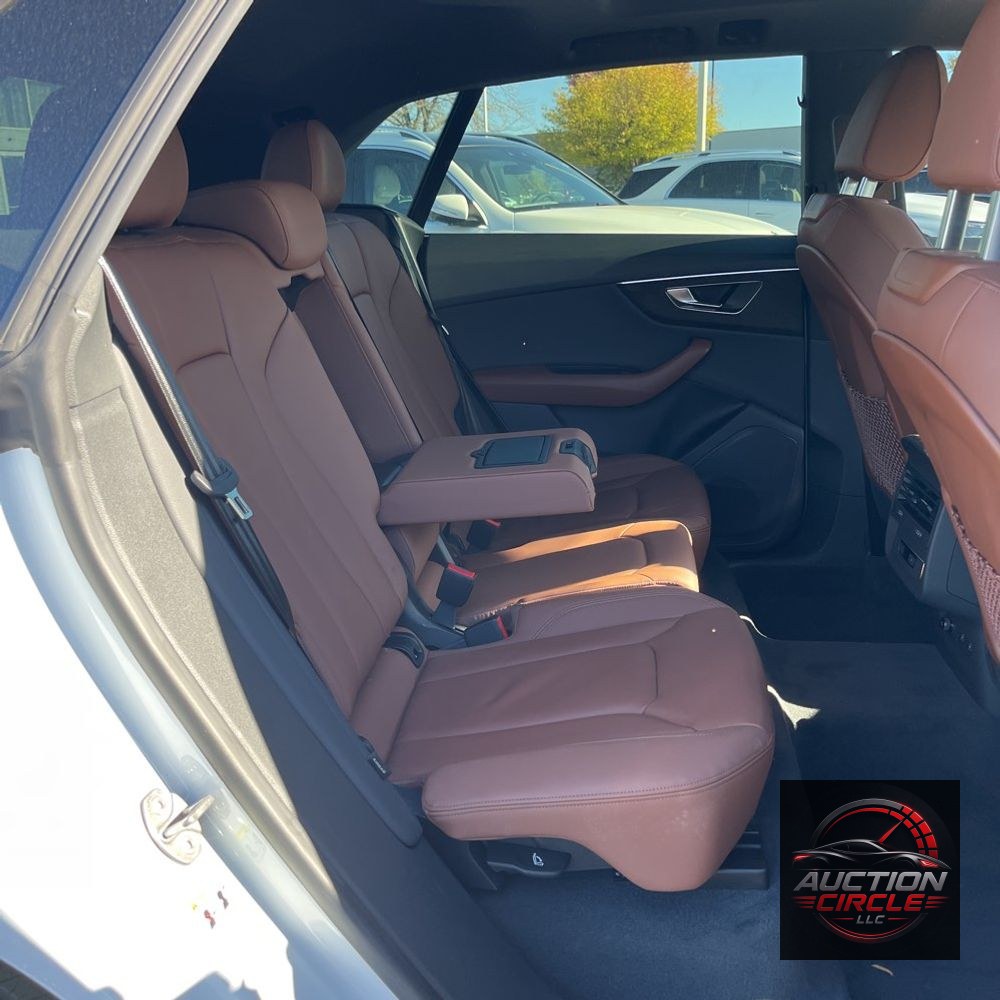 2023 Audi Q8 Premium 55 TFSI