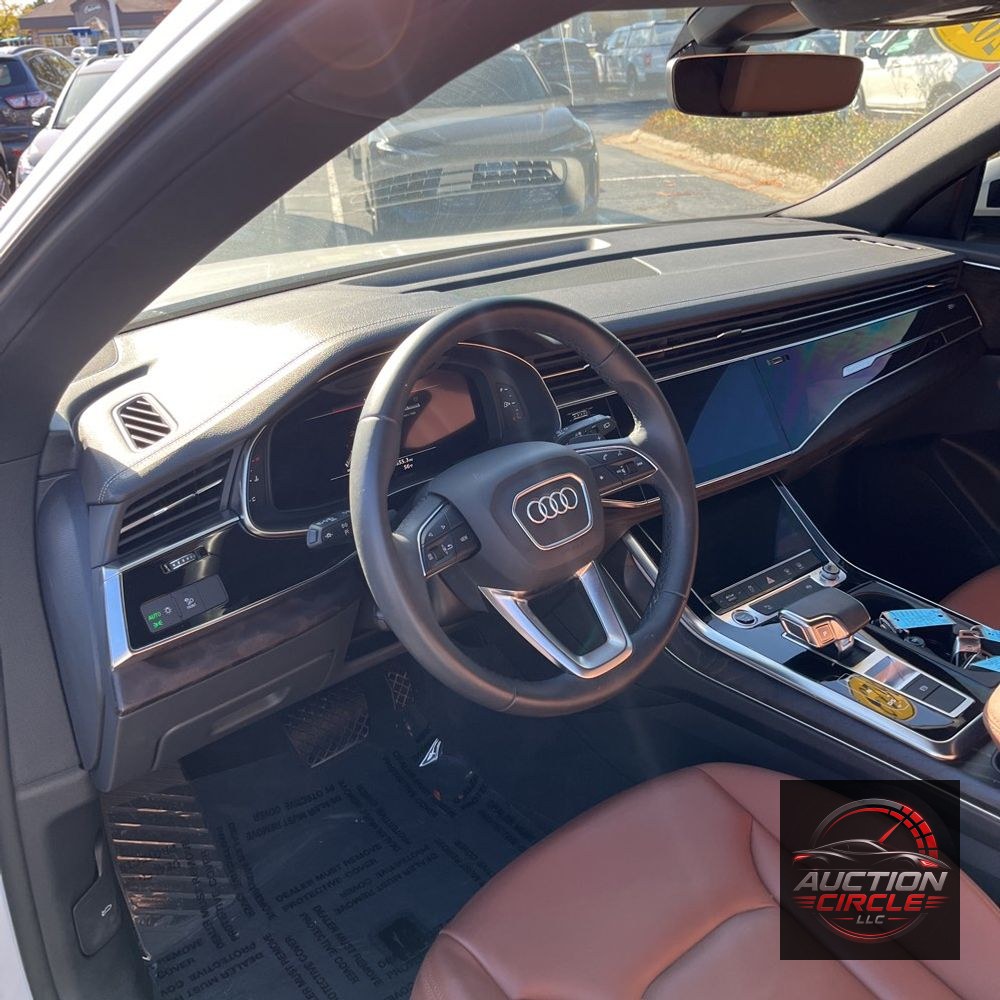 2023 Audi Q8 Premium 55 TFSI