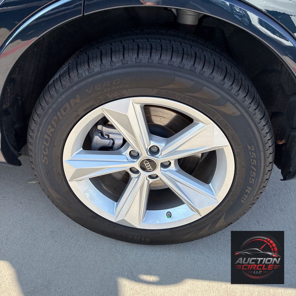 2025 Audi Q7 Premium 55
