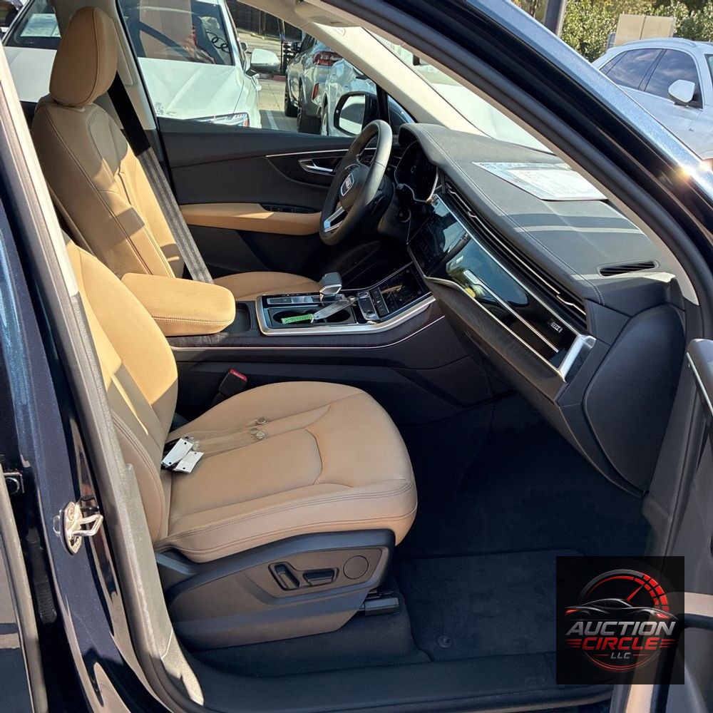 2025 Audi Q7 Premium 55