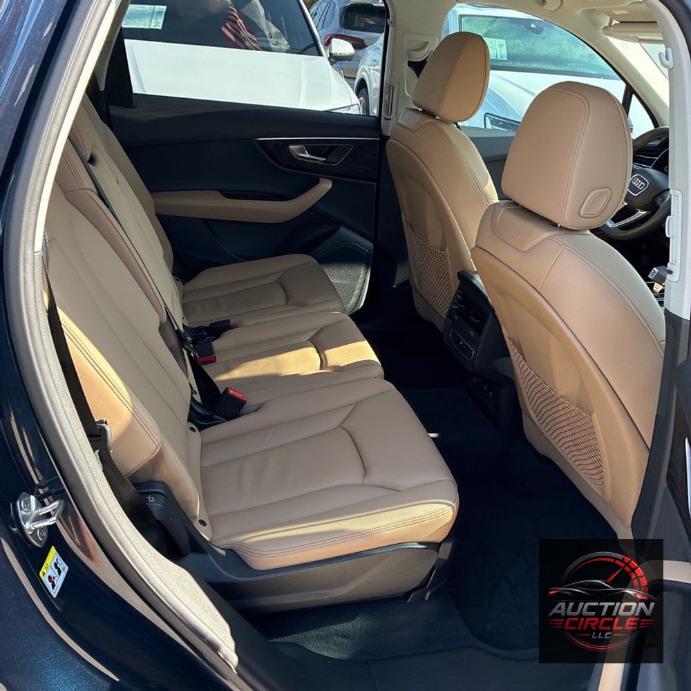 2025 Audi Q7 Premium 55