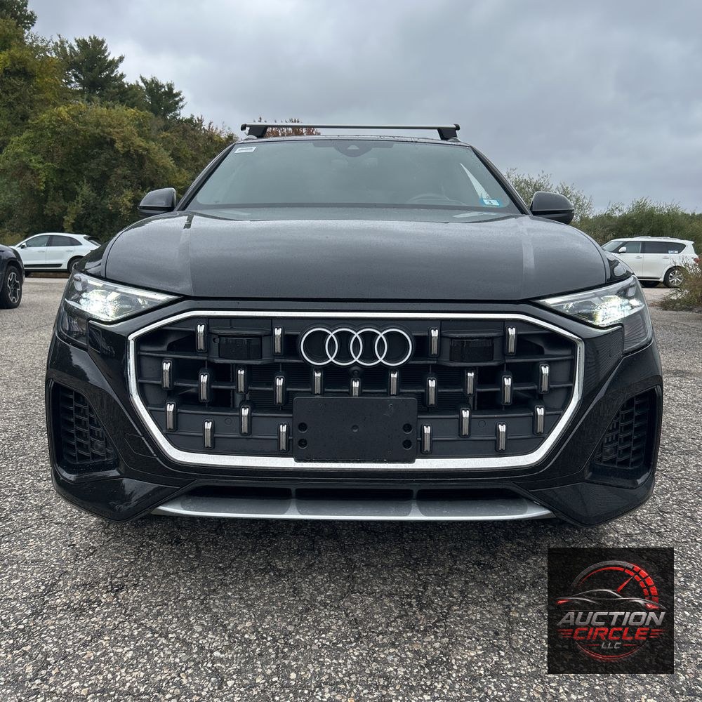 2024 Audi Q8 Prestige 55