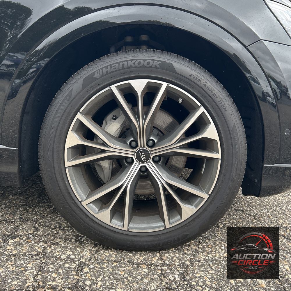 2024 Audi Q8 Prestige 55