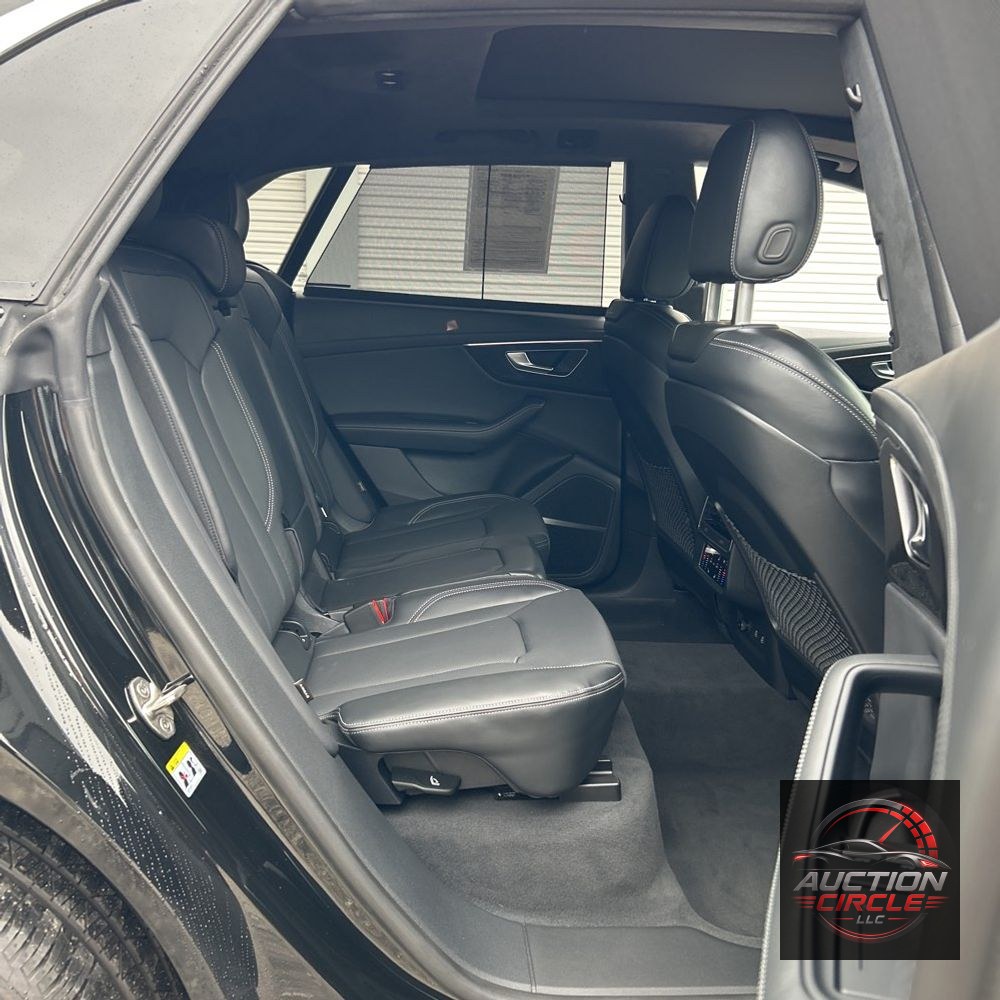 2024 Audi Q8 Prestige 55