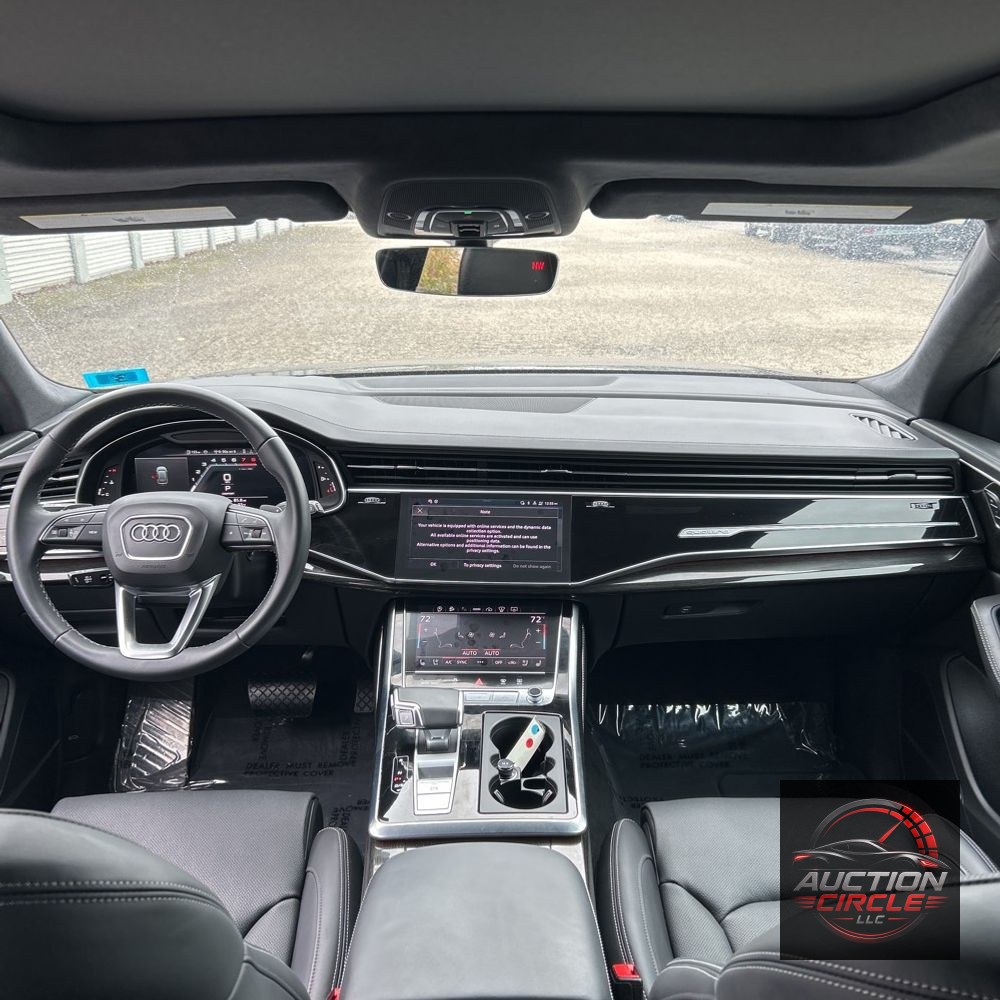 2024 Audi Q8 Prestige 55