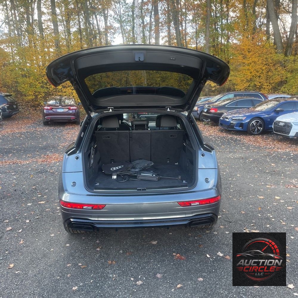 2025 Audi Q5 S-Line Prem+ 55 PHEV