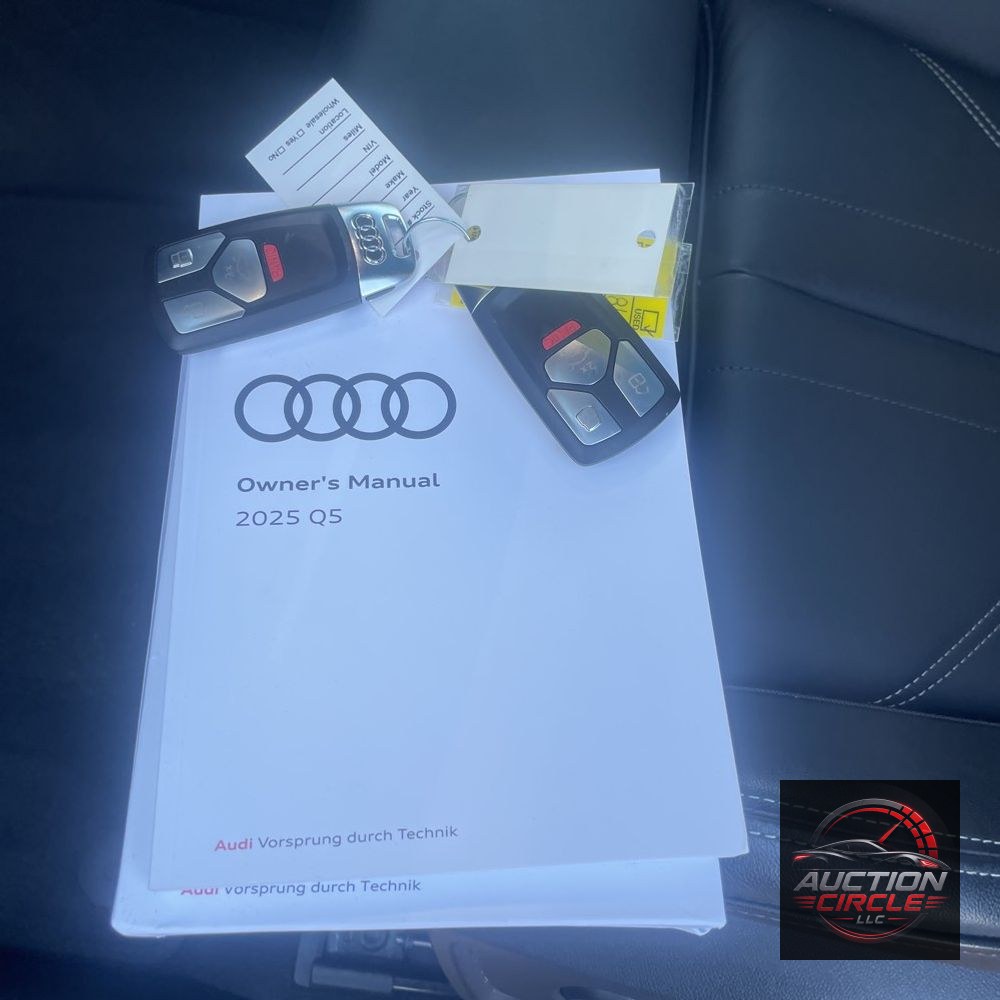 2025 Audi Q5 S-Line Prem+ 55 PHEV