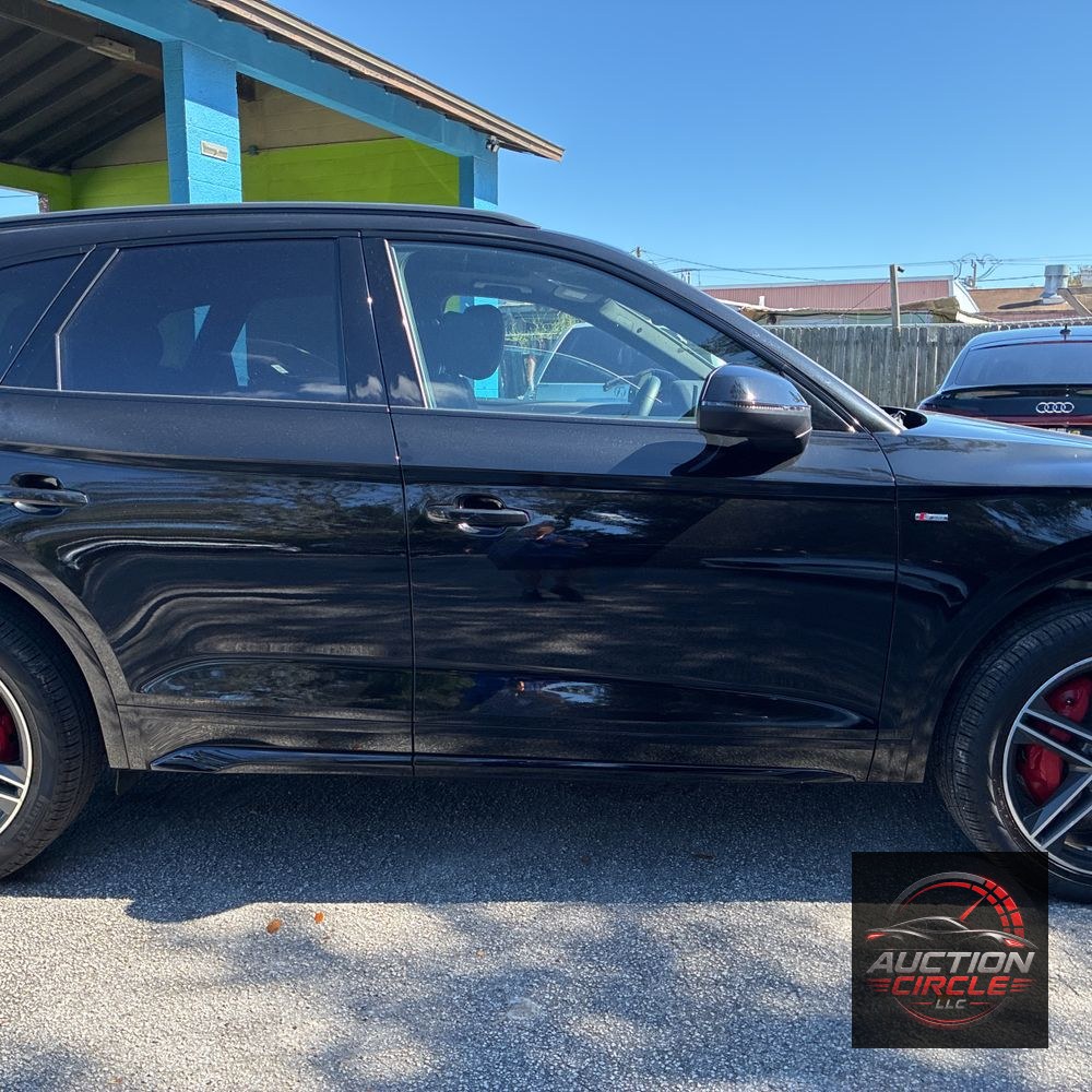 2025 Audi Q5 S-Line Prem+ 55 PHEV