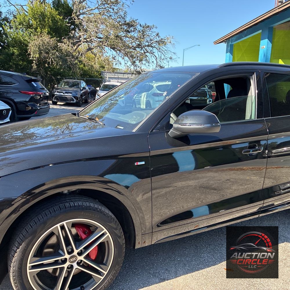 2025 Audi Q5 S-Line Prem+ 55 PHEV