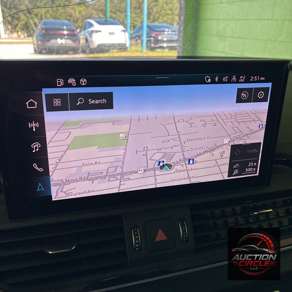 2025 Audi Q5 S-Line Prem+ 55 PHEV