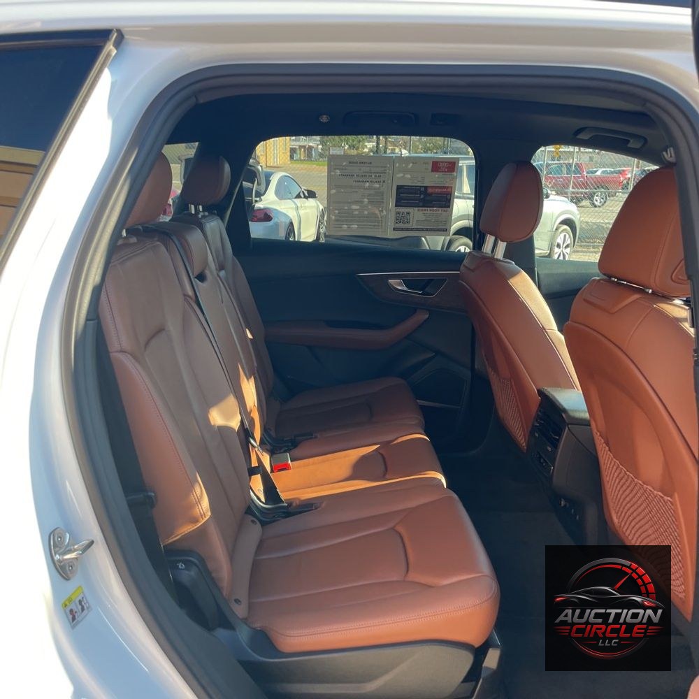 2025 Audi Q7 Premium Plus 45