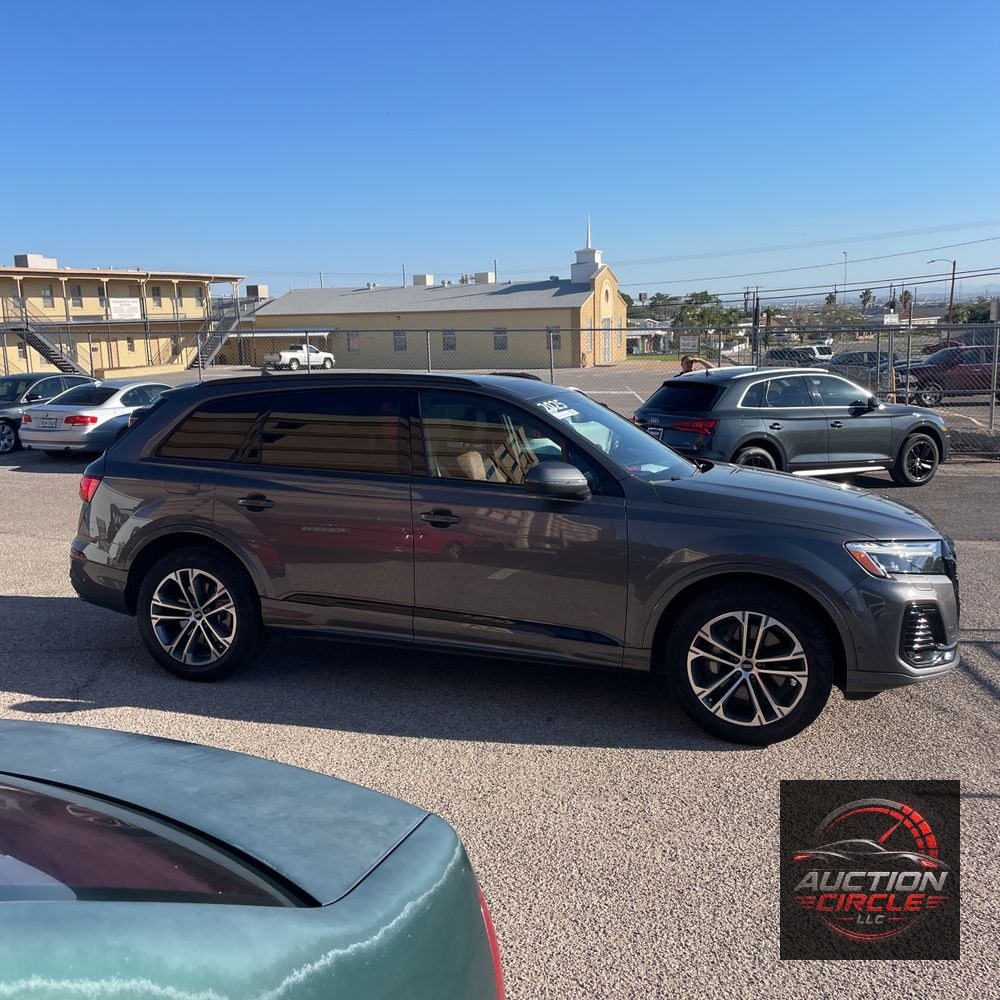 2025 Audi Q7 Premium Plus 45
