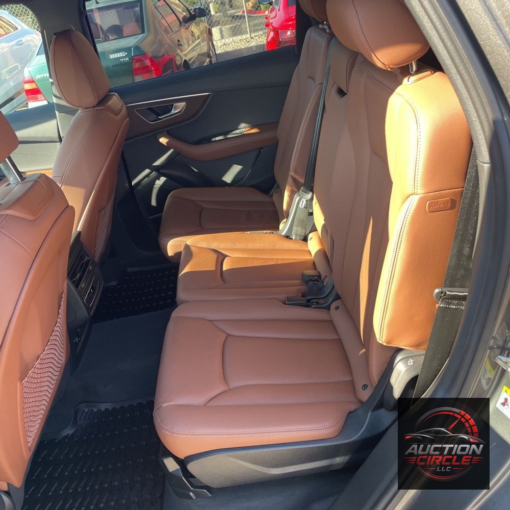 2025 Audi Q7 Premium Plus 45