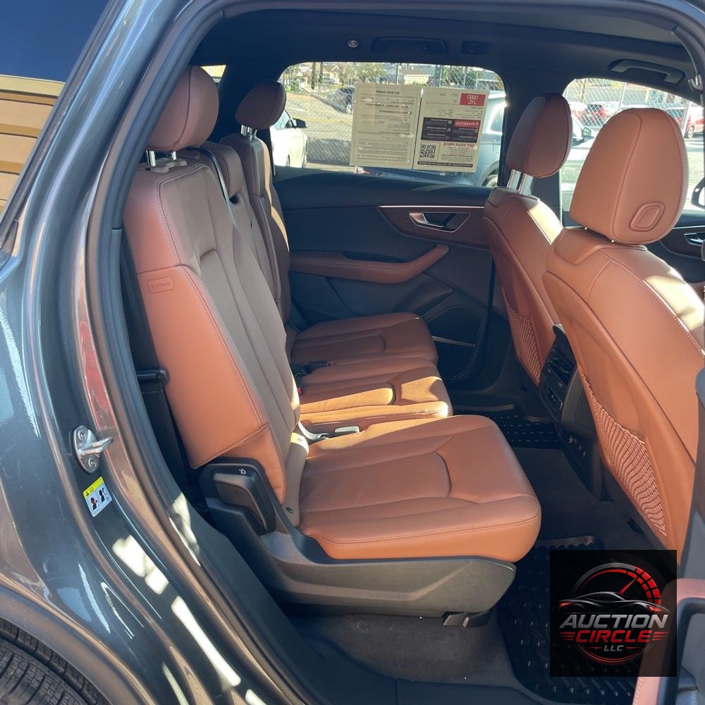 2025 Audi Q7 Premium Plus 45