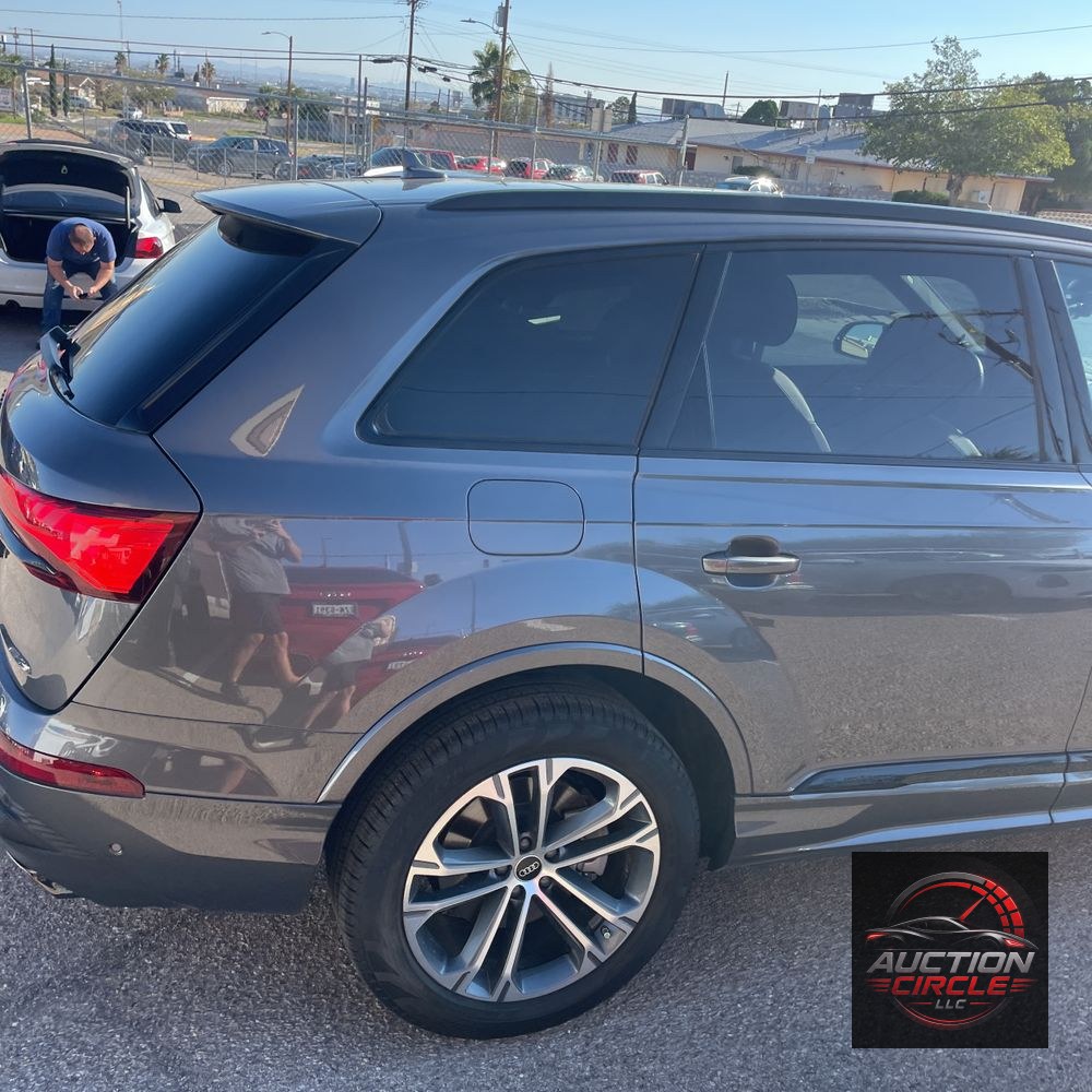2025 Audi Q7 Premium Plus 45