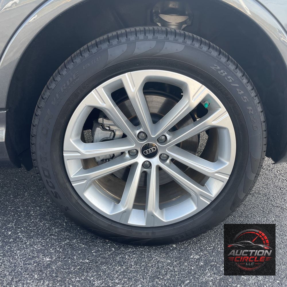 2025 Audi Q7 Premium Plus 55