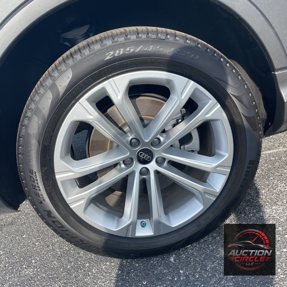 2025 Audi Q7 Premium Plus 55