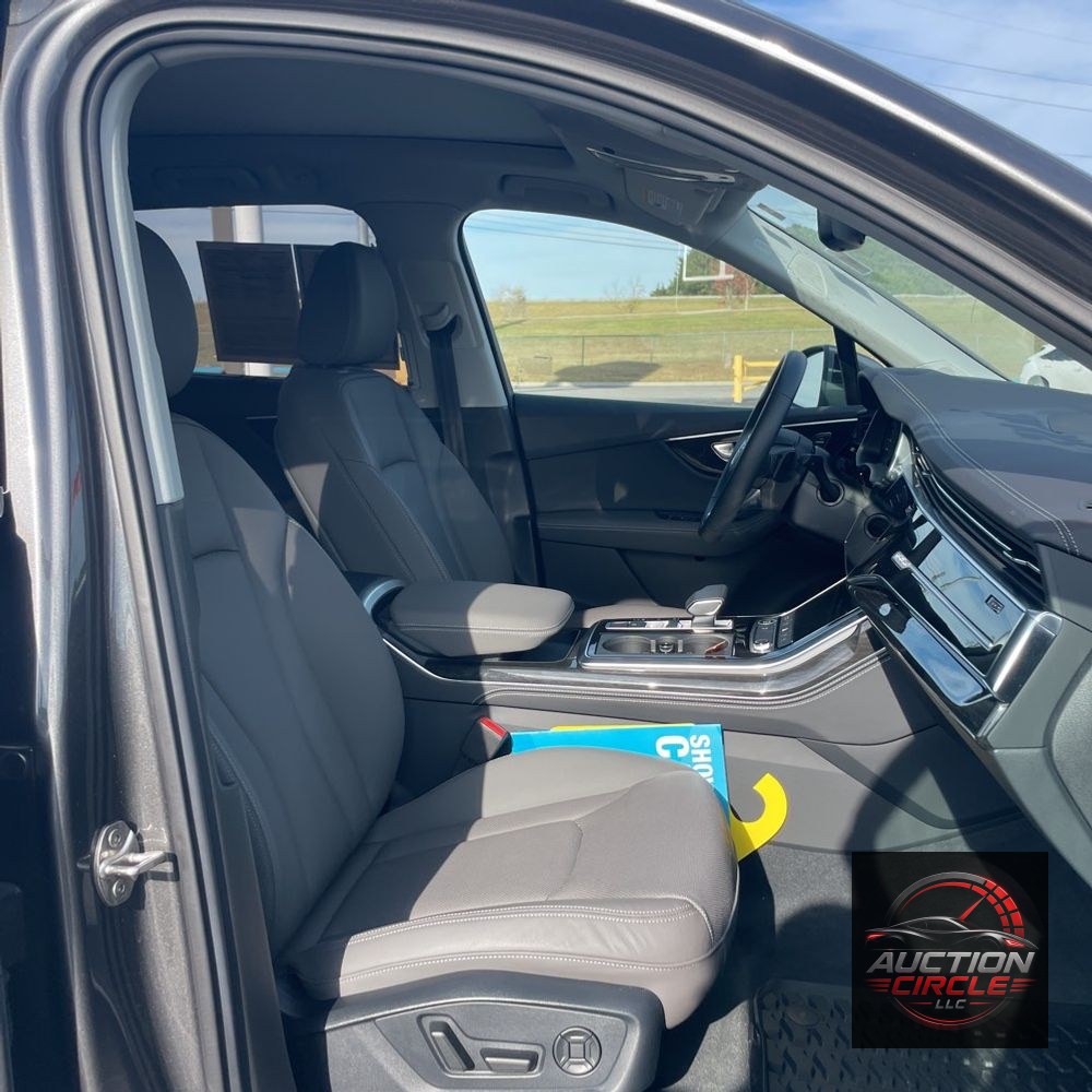 2025 Audi Q7 Premium Plus 55