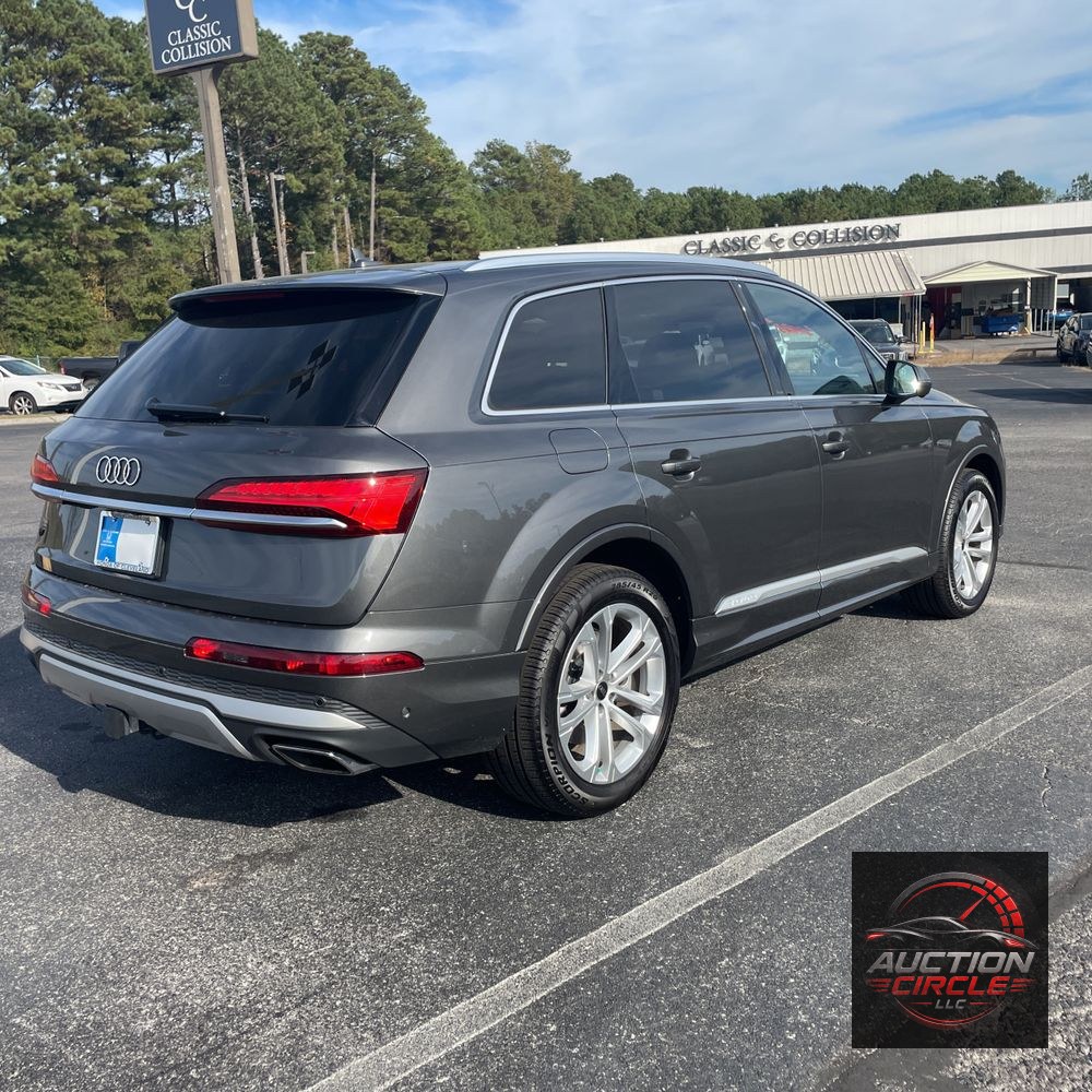 2025 Audi Q7 Premium Plus 55