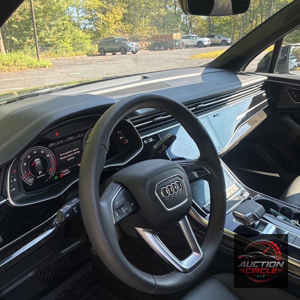 2025 Audi Q7 Premium Plus 55
