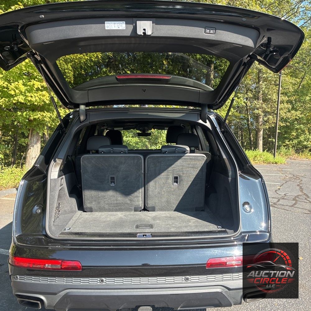 2025 Audi Q7 Premium Plus 55