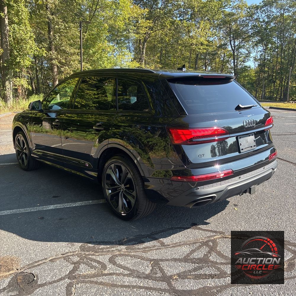 2025 Audi Q7 Premium Plus 55