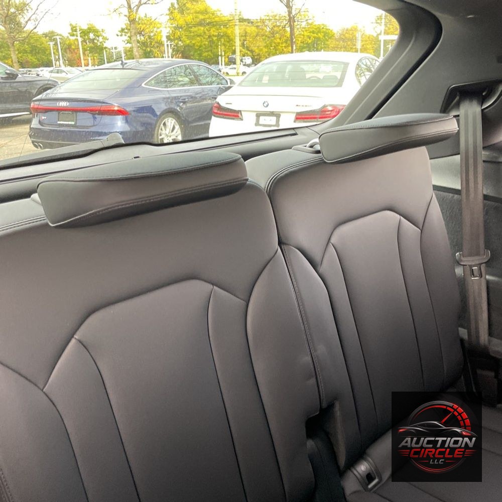 2025 Audi Q7 Premium Plus 55