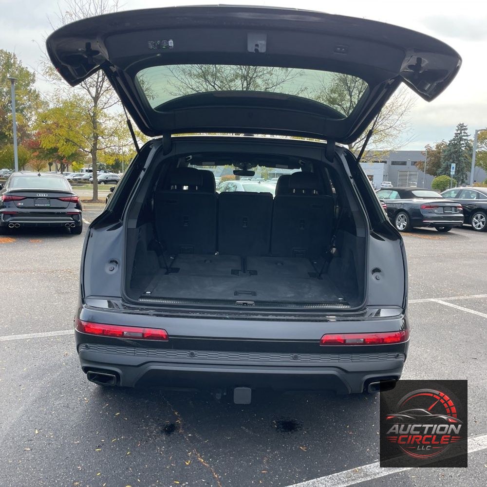 2025 Audi Q7 Premium Plus 55