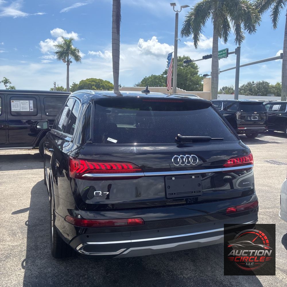 2024 Audi Q7 Premium Plus 55