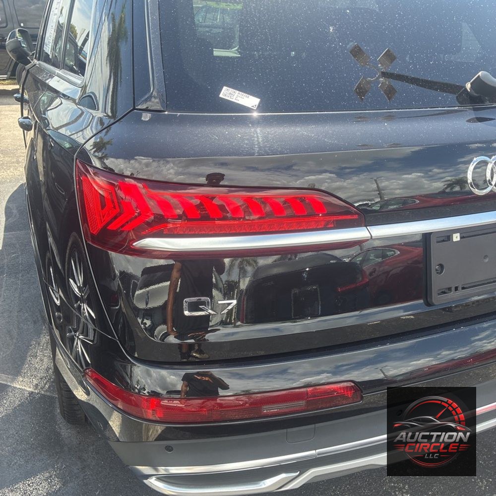 2024 Audi Q7 Premium Plus 55