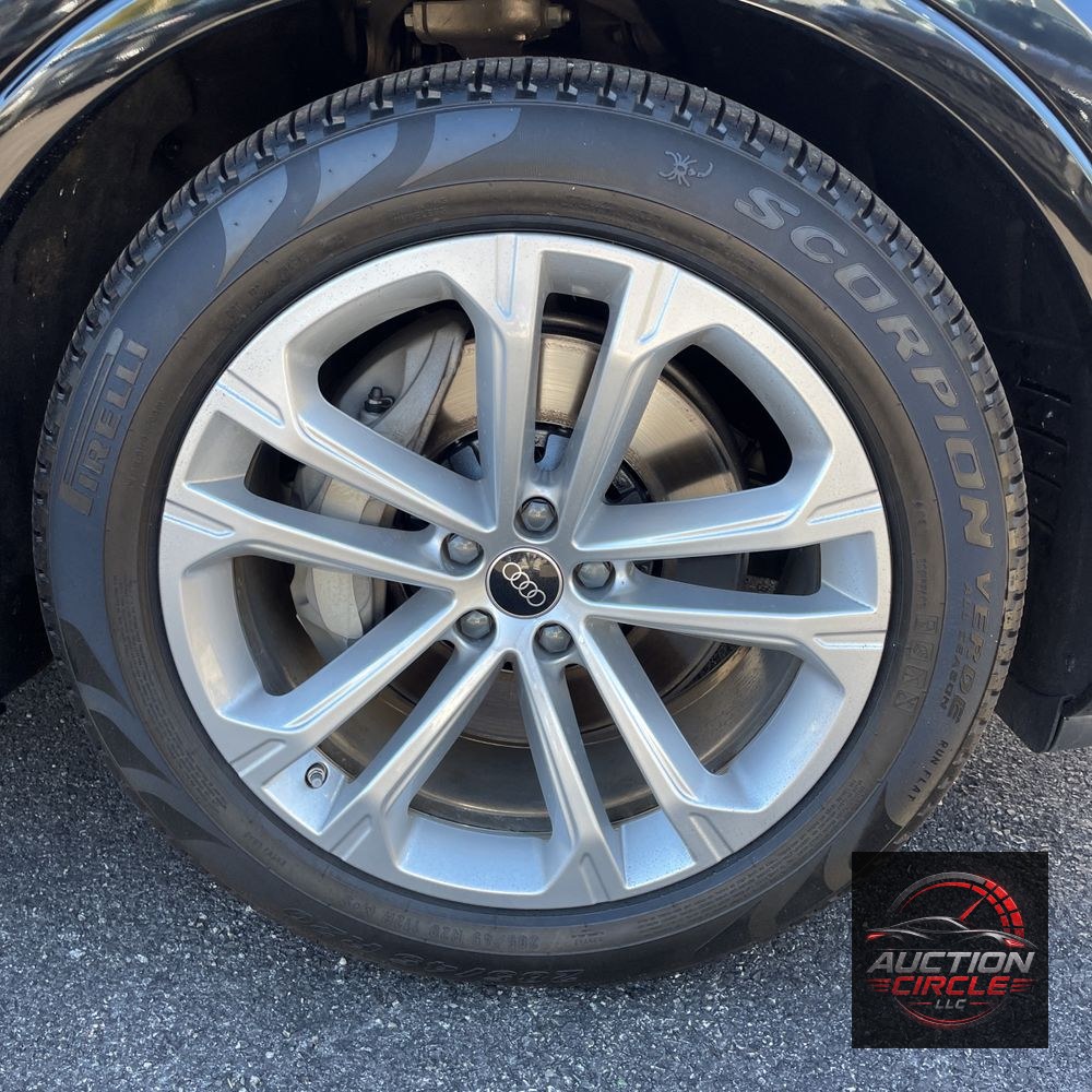 2025 Audi Q7 Prestige 55