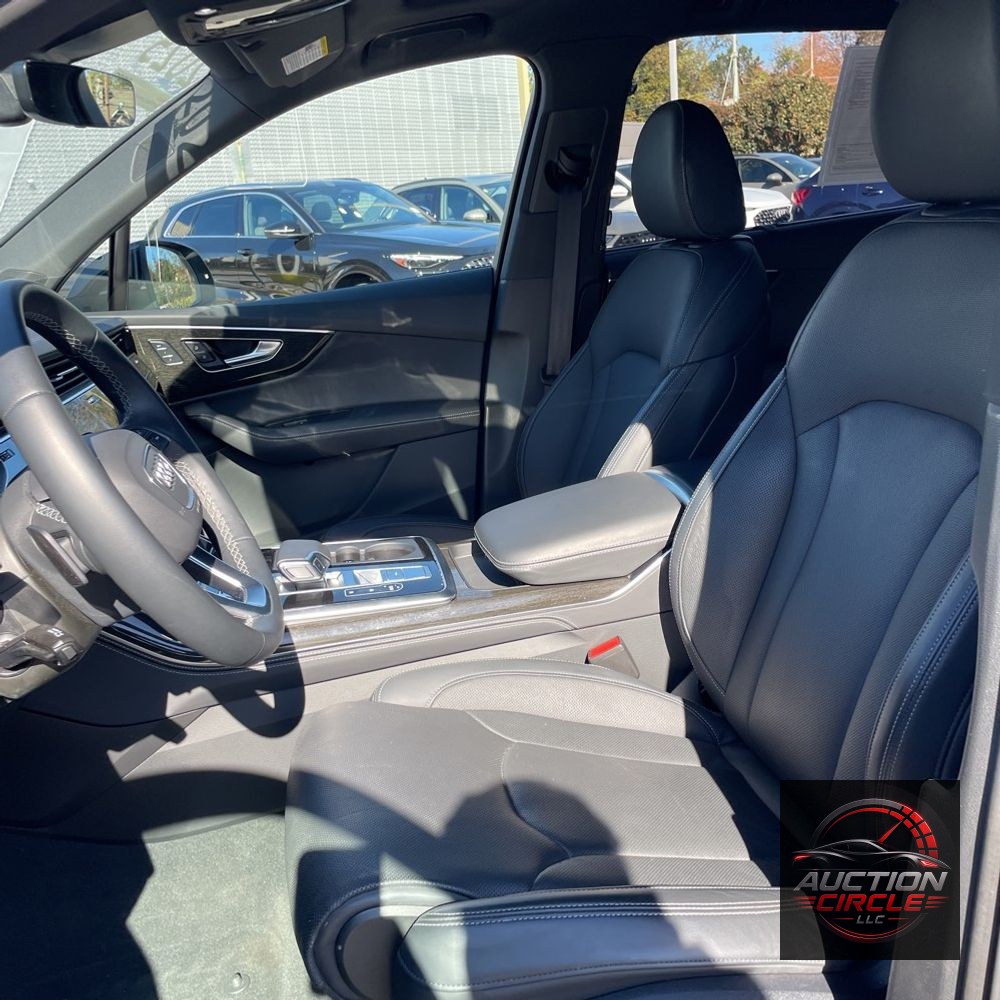 2025 Audi Q7 Prestige 55
