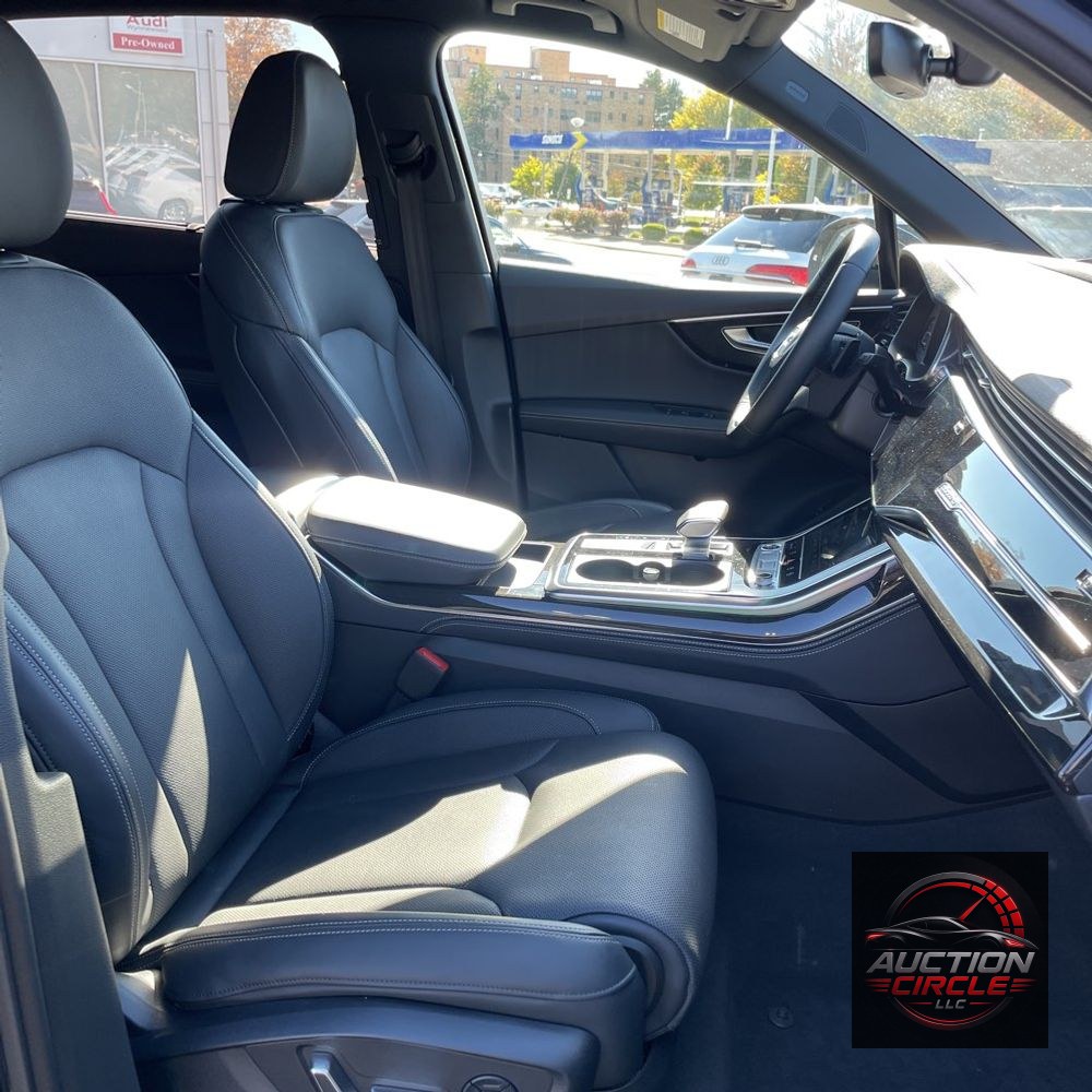 2025 Audi Q7 Prestige 55