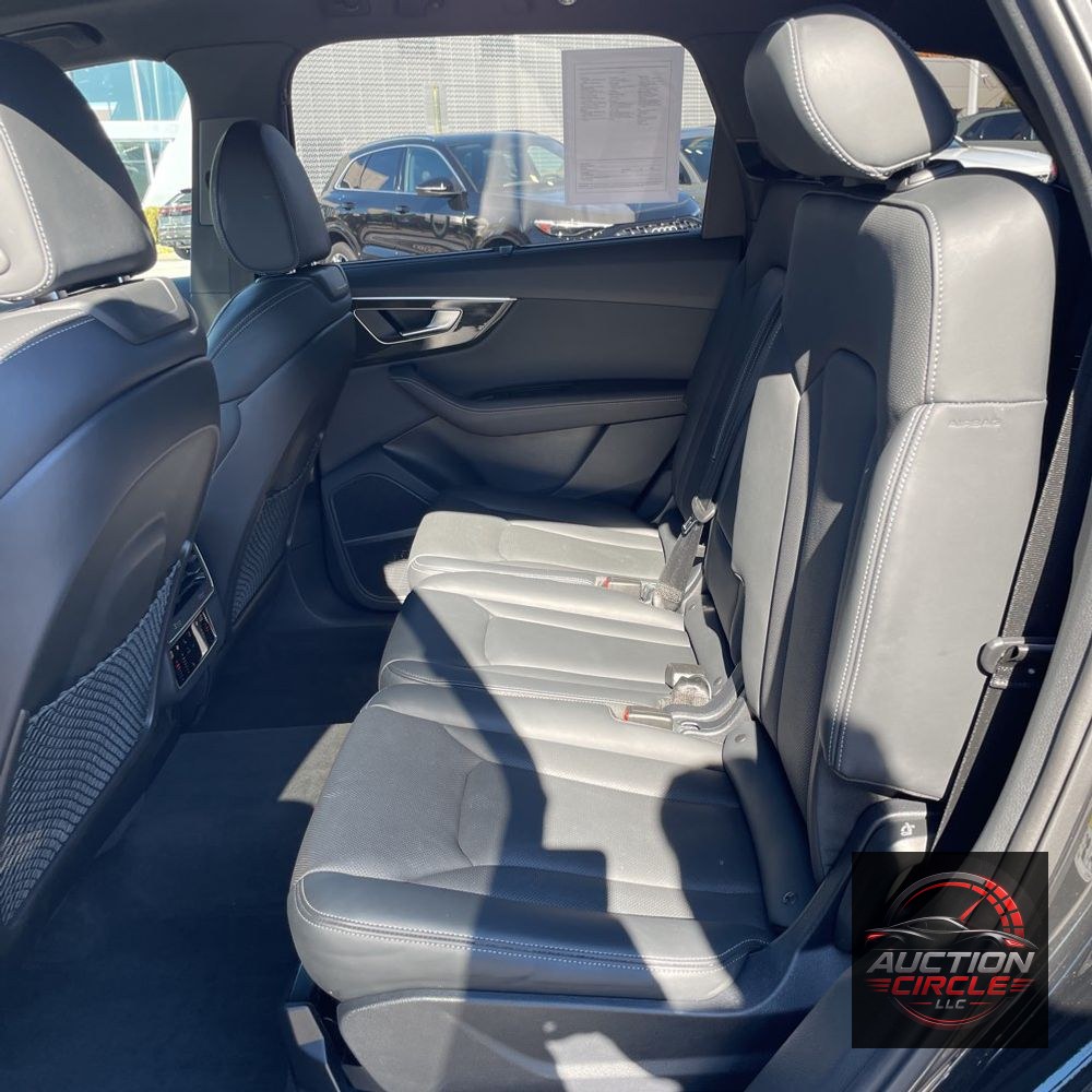 2025 Audi Q7 Prestige 55