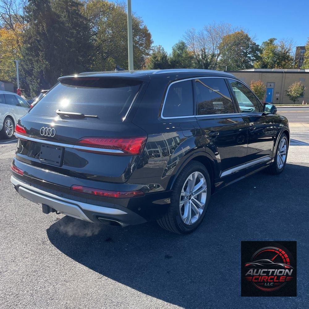 2025 Audi Q7 Prestige 55