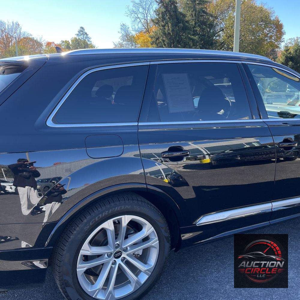 2025 Audi Q7 Prestige 55