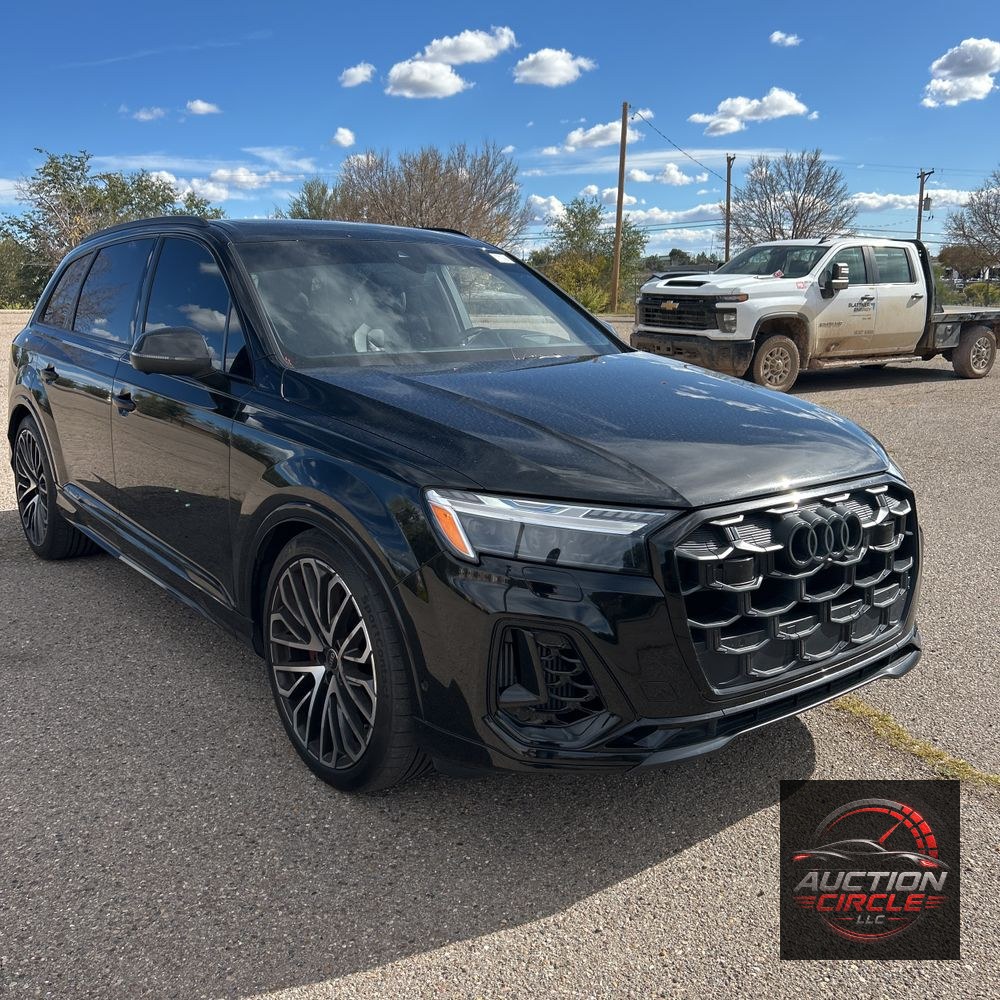 2025 Audi SQ7 Prestige