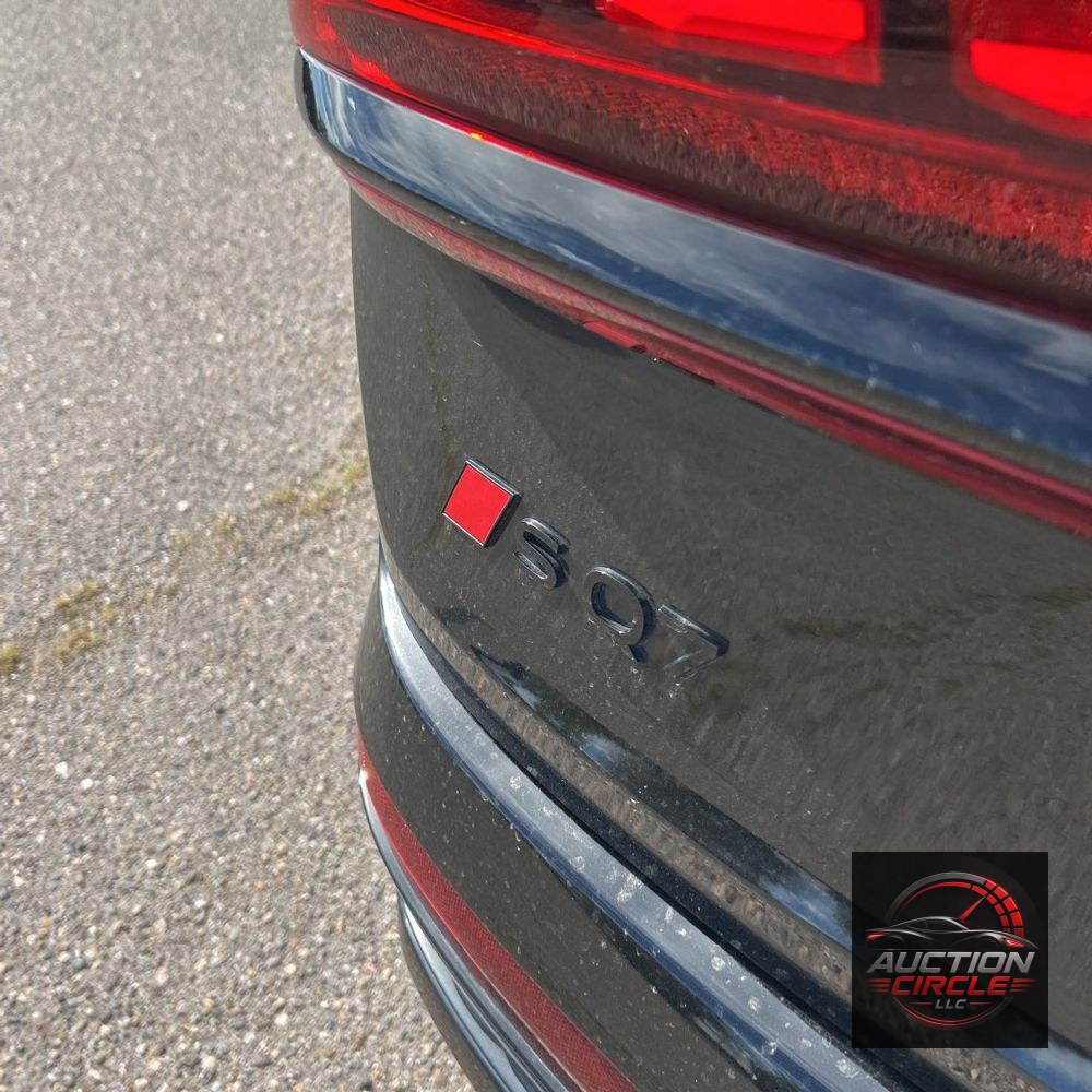 2025 Audi SQ7 Prestige
