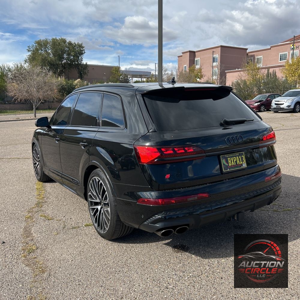 2025 Audi SQ7 Prestige