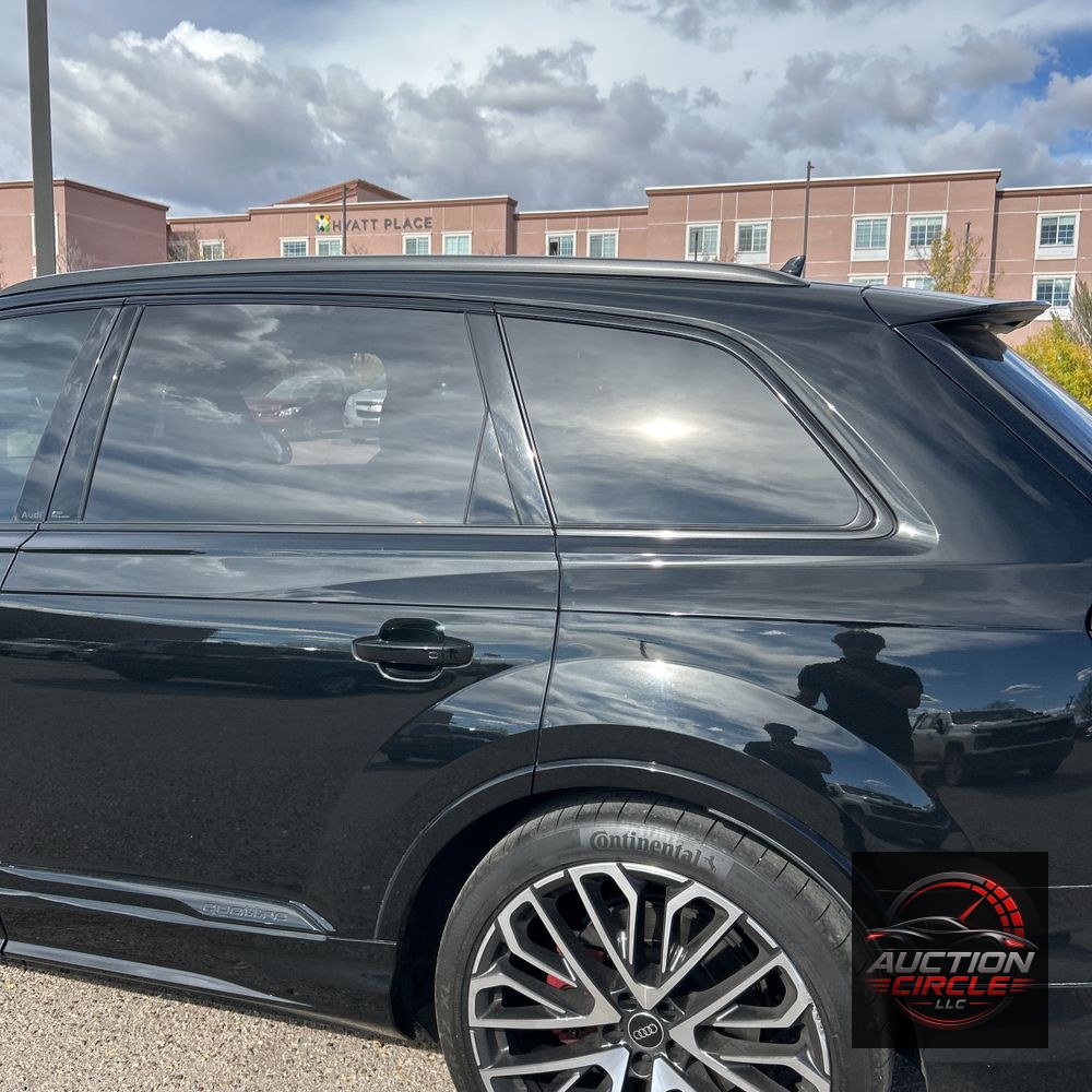 2025 Audi SQ7 Prestige