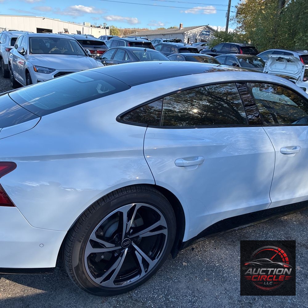 2023 Audi e-tron GT Prestige
