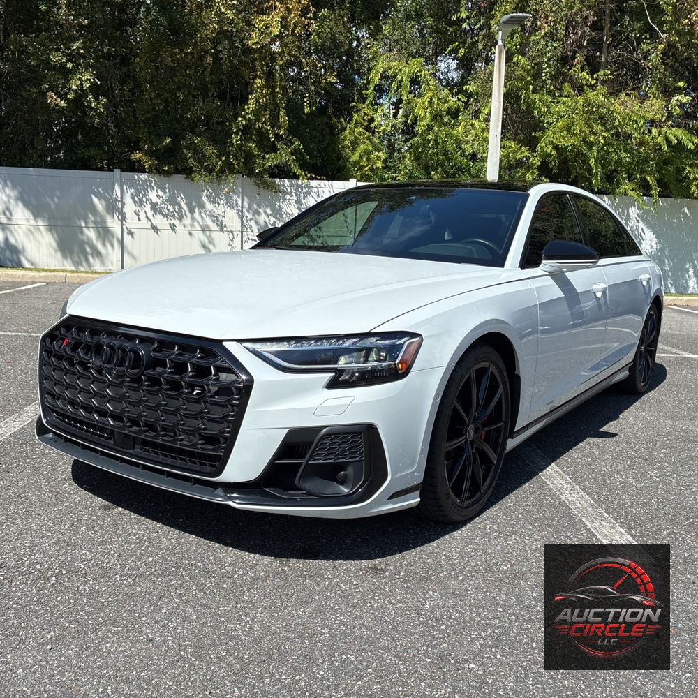 2023 Audi S8