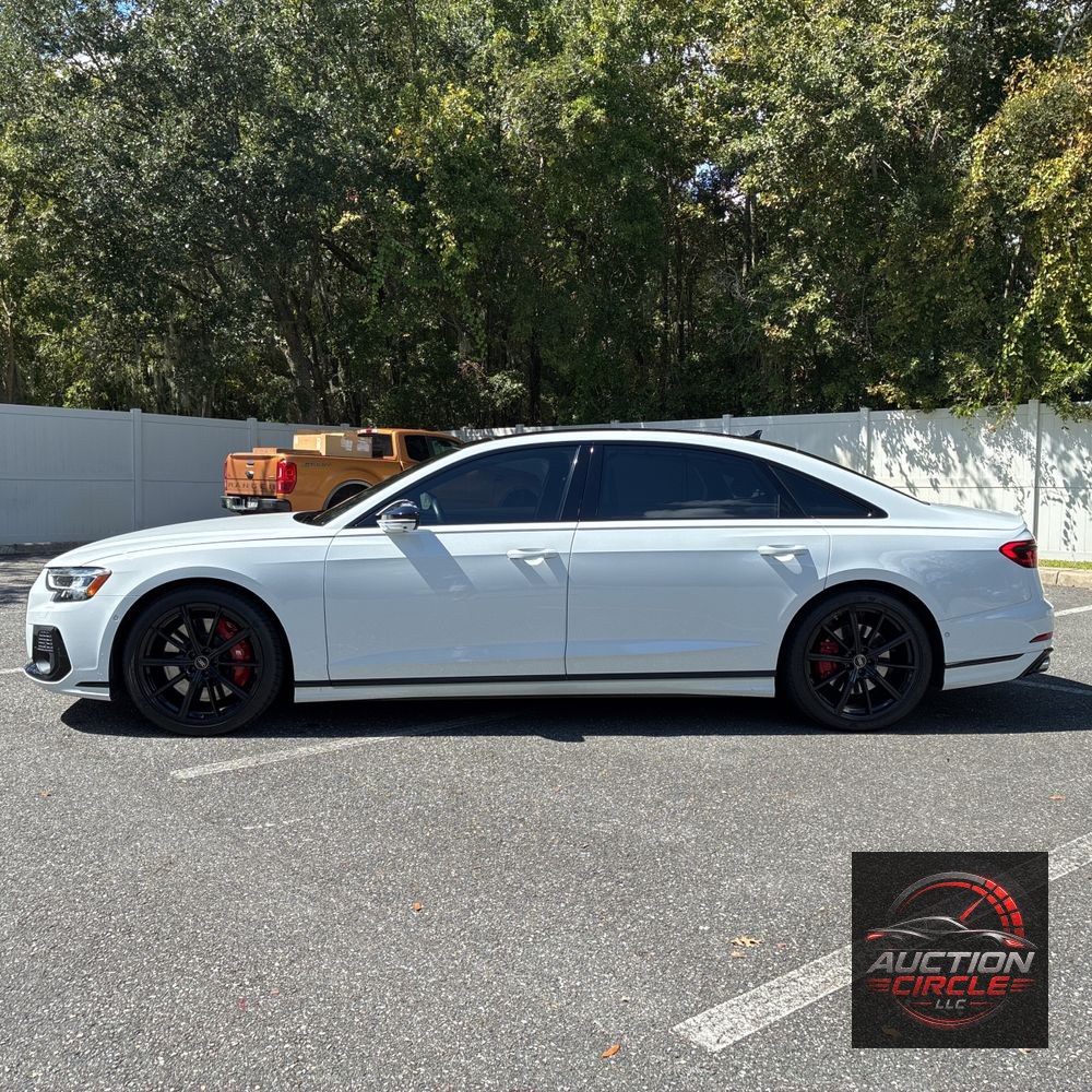 2023 Audi S8