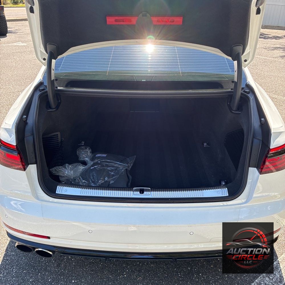 2023 Audi S8