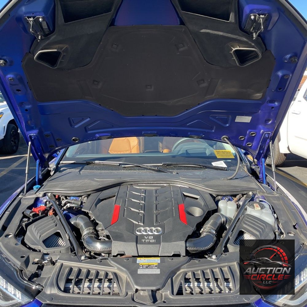 2023 Audi S8