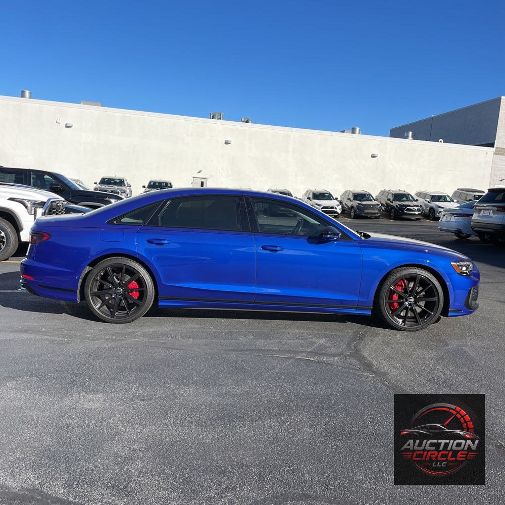 2023 Audi S8