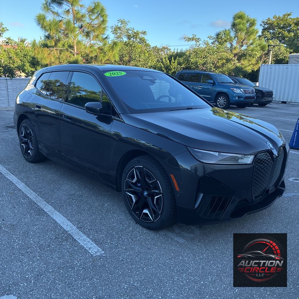 2025 BMW iX xDrive50