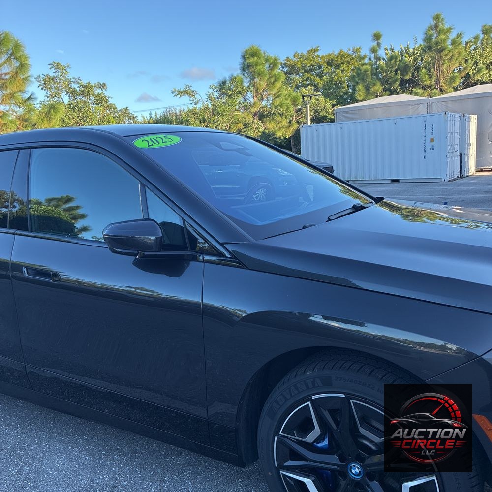 2025 BMW iX xDrive50
