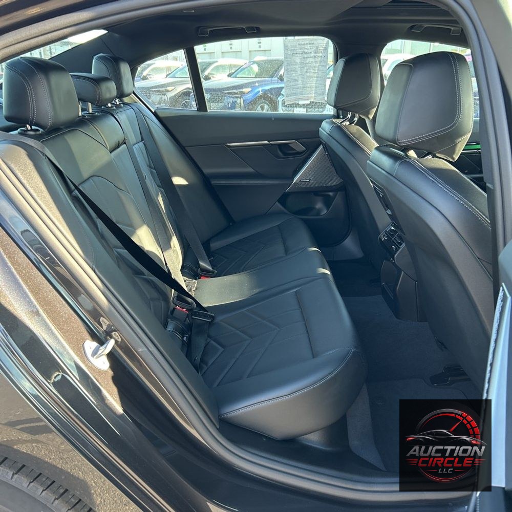 2025 BMW 5-Series 540i xDrive